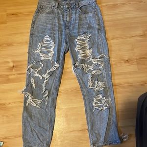 American Eagle mom jeans